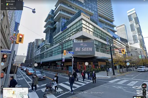 384 Yonge Street 118