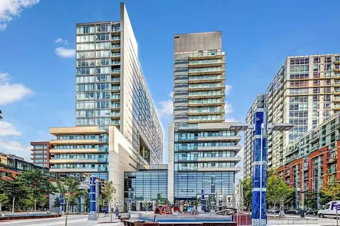 36 Lisgar Street 712E