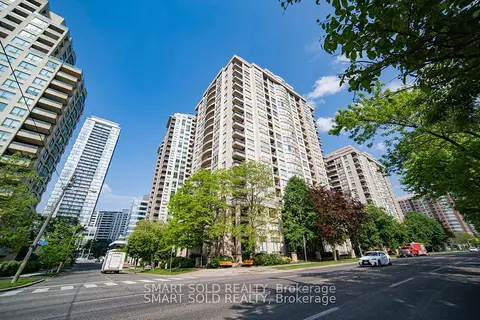 256 Doris Avenue PH210