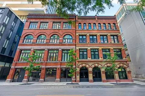 22 LOMBARD Street E 402