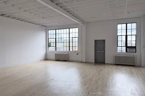 688 Richmond Street W 403