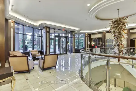 133 Wynford Drive 1008