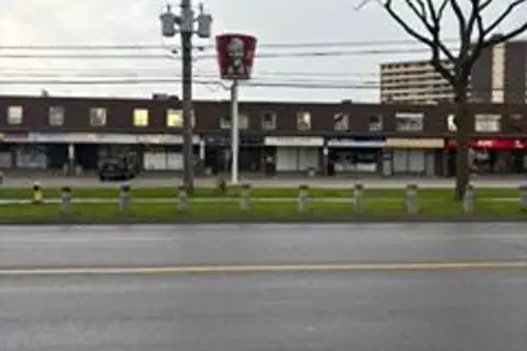 2760 Victoria Park Avenue 211