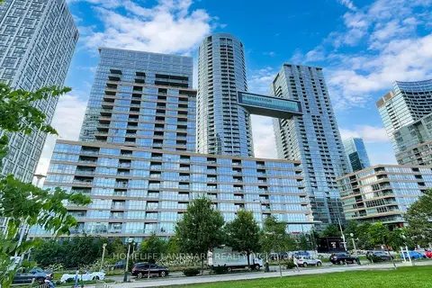 151 Dan Leckie Way 702