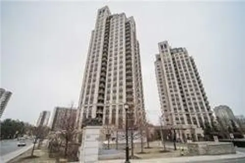 133 Wynford Drive 1203