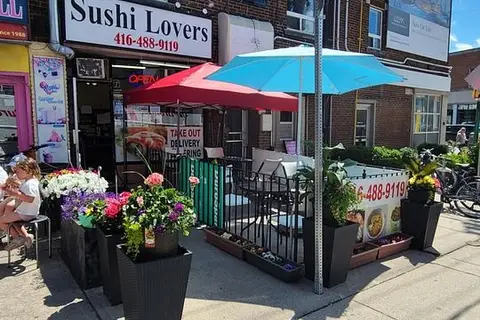 327 Lonsdale Road