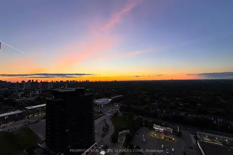 68 Esther Shiner Boulevard 2906