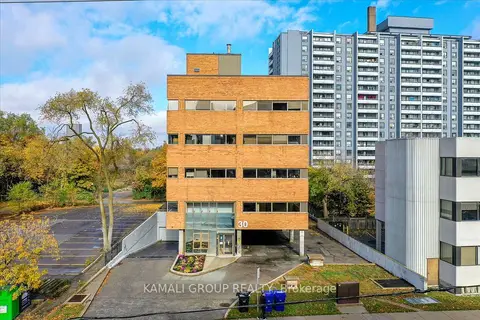 30 Drewry Avenue 101