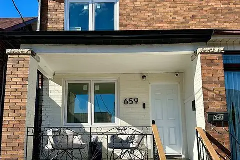 659 Vaughan Road 2