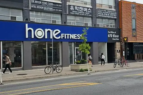 670 Bloor Street W 201