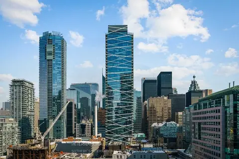 224 King Street W 3801