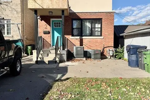 2 Coates Avenue lower