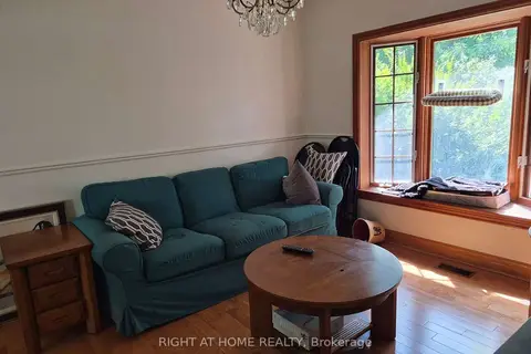 17 Gwendolen Avenue