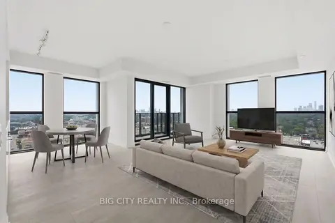 25 Frederick Todd Way 1502