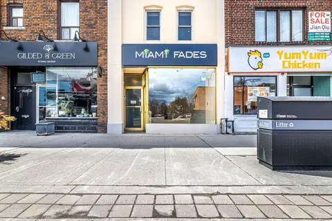 3236 Yonge Street Retail Store