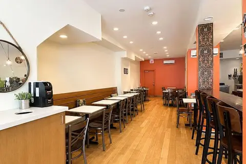 2481 Yonge Street