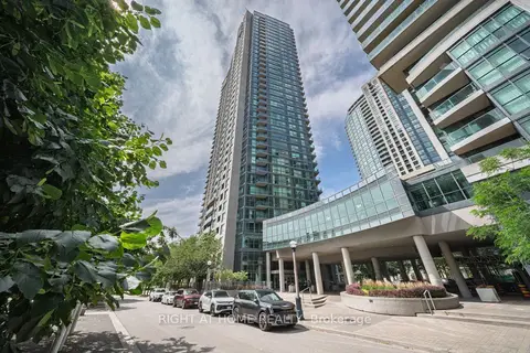 215 Fort York Boulevard 1206