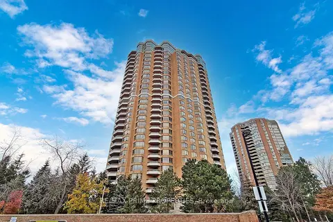 89 Skymark Drive 310