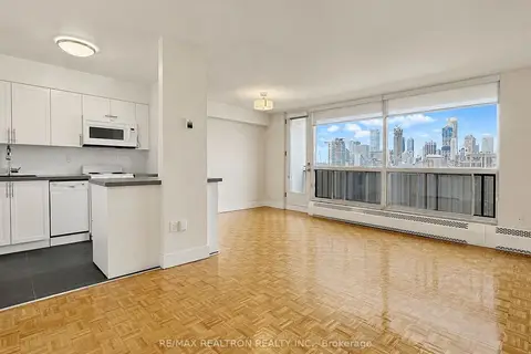 666 Spadina Avenue 1410