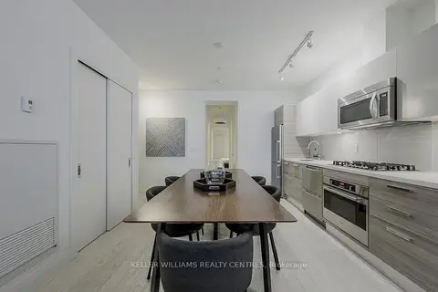 224 King Street West Street W 501