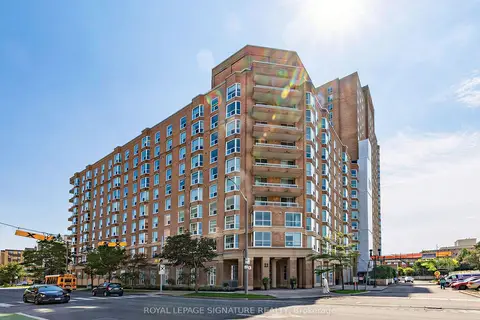 11 Thorncliffe Park Drive 807