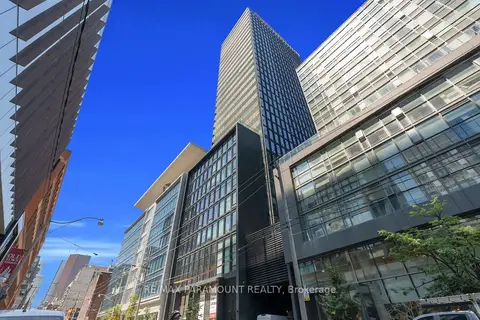 284 King Street E PH01