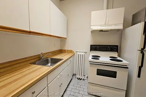 516 Yonge Street 6