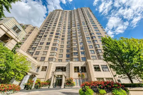 5418 Yonge Street 812