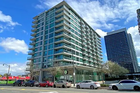15 Singer Court 305