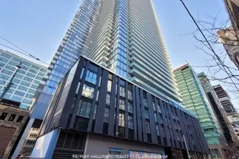 25 Richmond Street E 2306