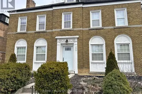 1745 Bathurst Street 3