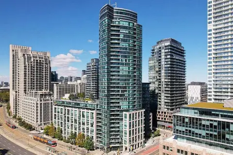 600 fleet Street Parking P1-09