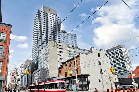 284 King Street E 404