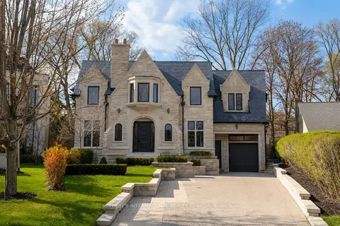 92 Arjay Crescent