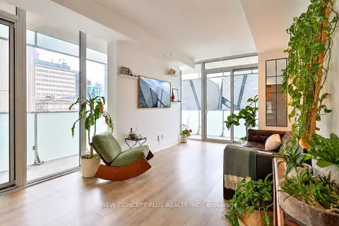 200 Bloor Street W 405