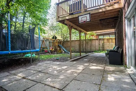 399 Lawrence Avenue W Basement