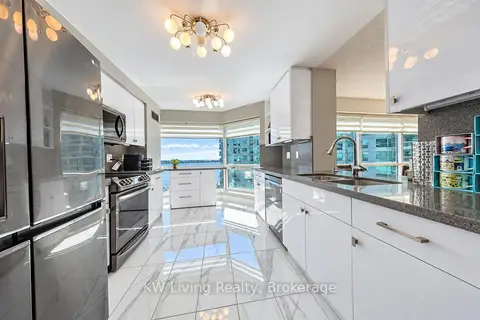 10 Yonge Street 1702