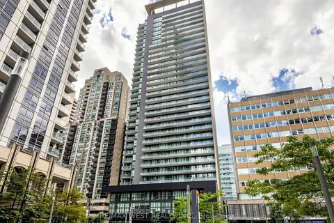 770 Bay Street 513