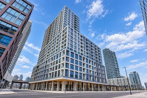 15 Richardson Street 705