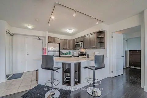 872 SHEPPARD Avenue W 513
