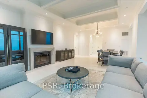 311 Bay Street 4104