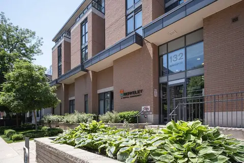 132 Berkeley Street 406