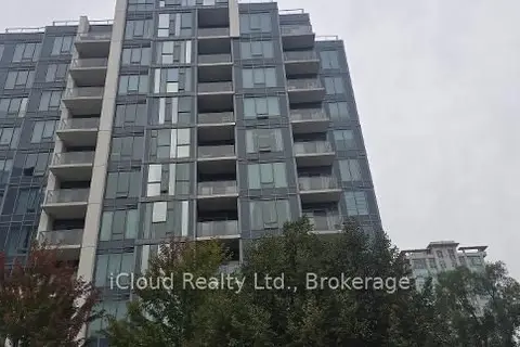 28 Avondale Avenue 806