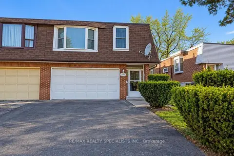 290 Mcnicoll Avenue Upper