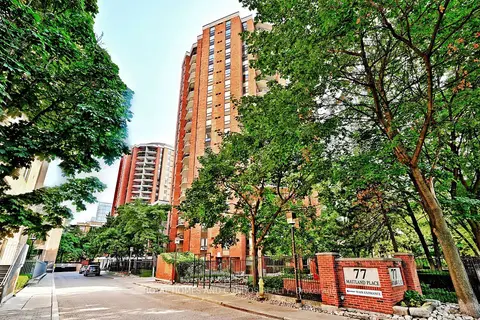 77 Maitland Place 220