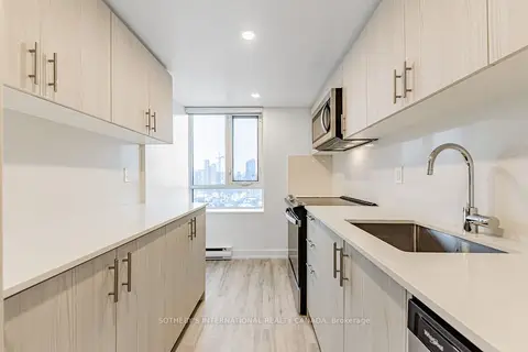 201 Sherbourne Street N0104