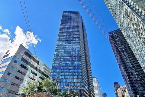 832 Bay Street W 3602