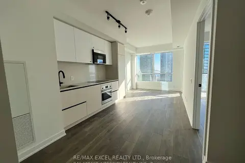 108 Peter Street 2708