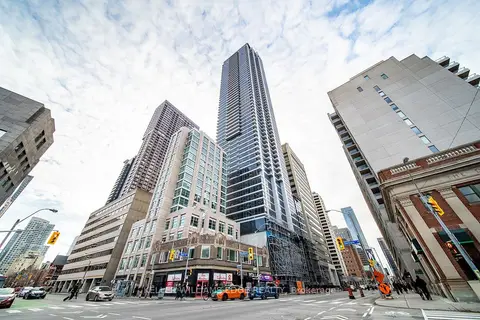 395 Bloor Street E 2407