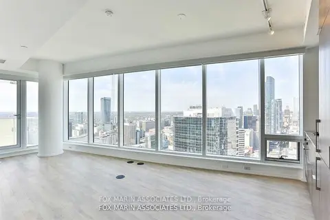 197 Yonge Street 4612